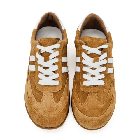 Кроссовки женские