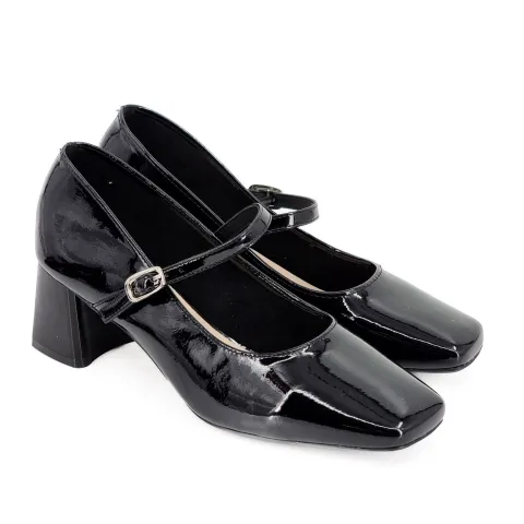 Туфли женские