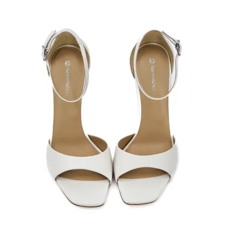 Босоножки женские