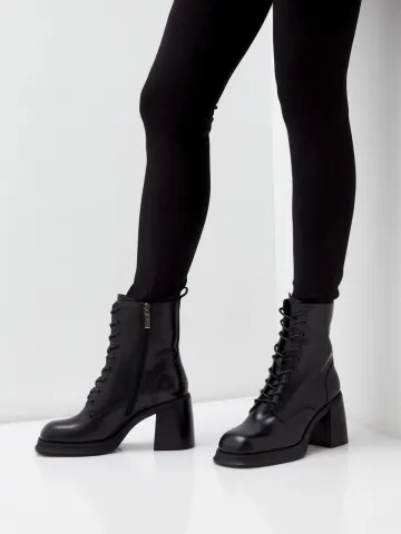 Ботинки женские