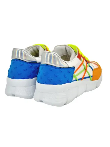 Кроссовки женские