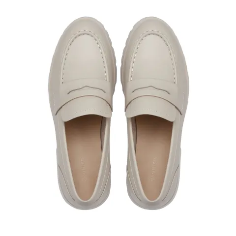 Лоферы женские