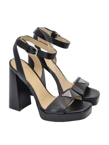 Босоножки женские