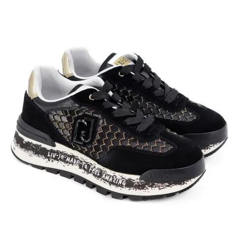 Кроссовки женские