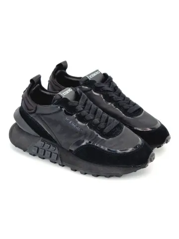 Кроссовки женские