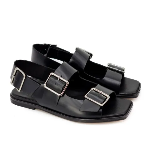 Сандалии женские