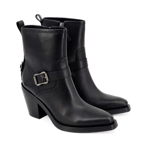 Казаки женские