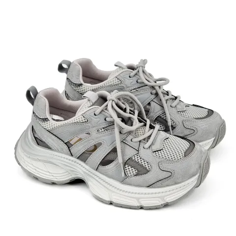 Кроссовки женские