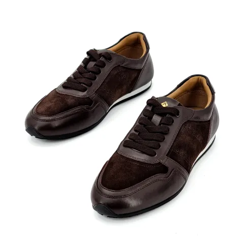 Кроссовки женские