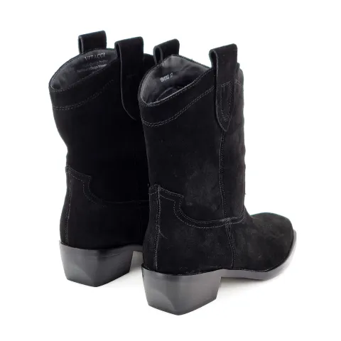 Казаки женские