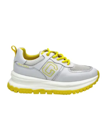 Кроссовки женские