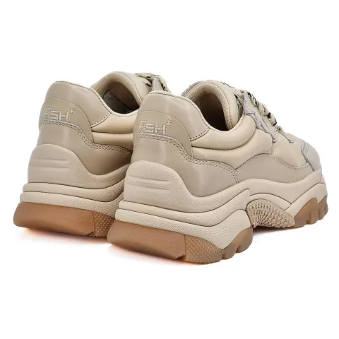 Кроссовки женские