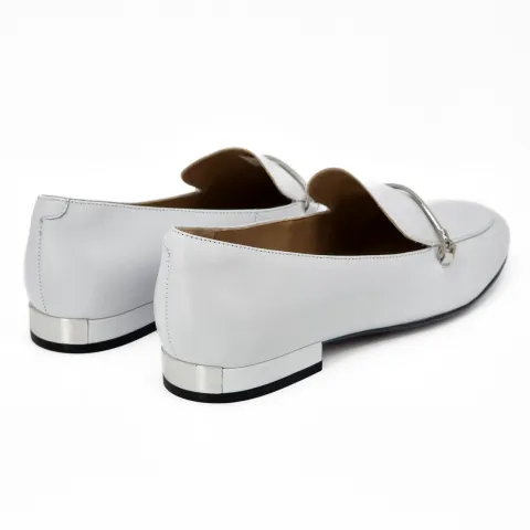 Лоферы женские