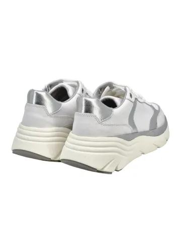 Кроссовки женские