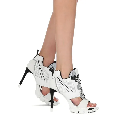 Босоножки женские