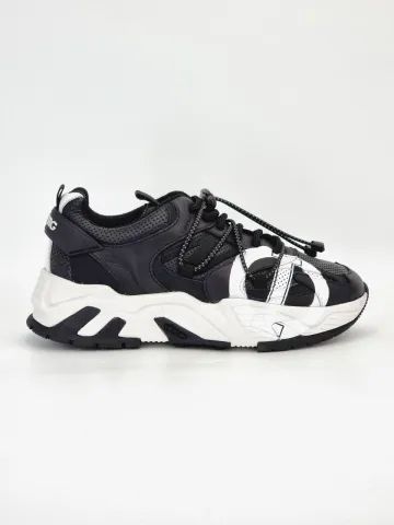 Кроссовки женские