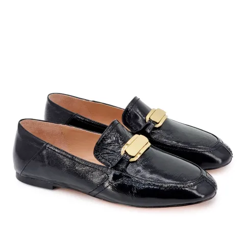 Лоферы женские