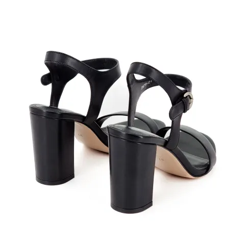 Босоножки женские