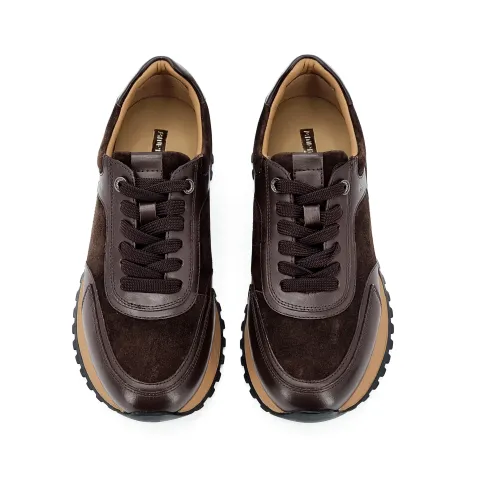 Кроссовки женские