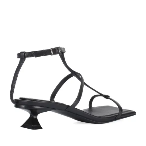 Босоножки женские