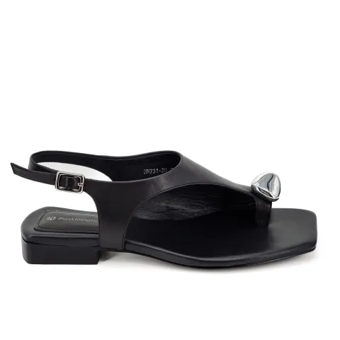 Сандалии женские