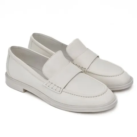 Лоферы женские