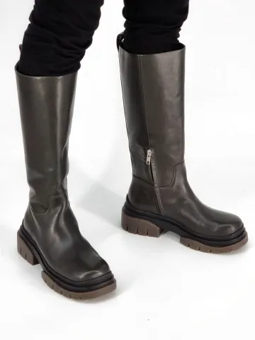 Сапоги женские