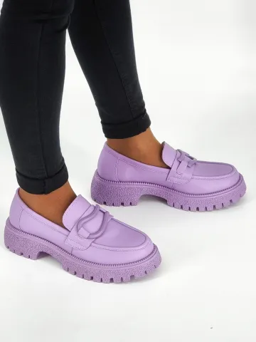 Лоферы женские