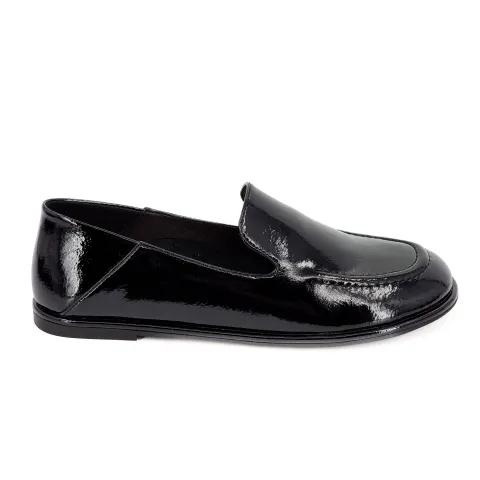 Лоферы женские