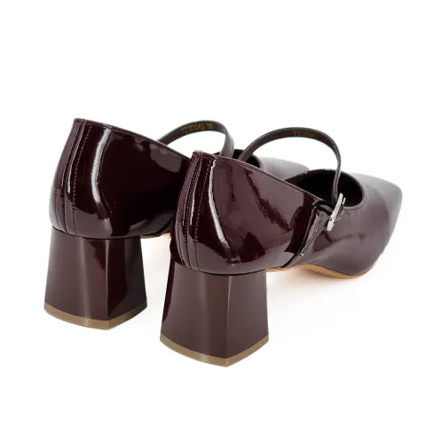 Туфли женские