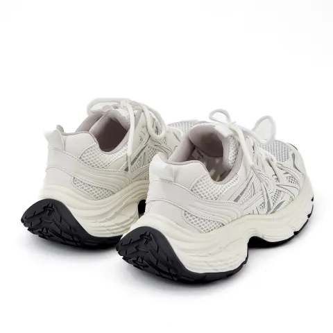 Кроссовки женские