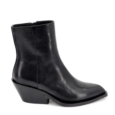 Казаки женские