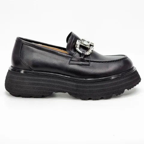 Лоферы женские