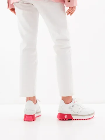 Кроссовки женские