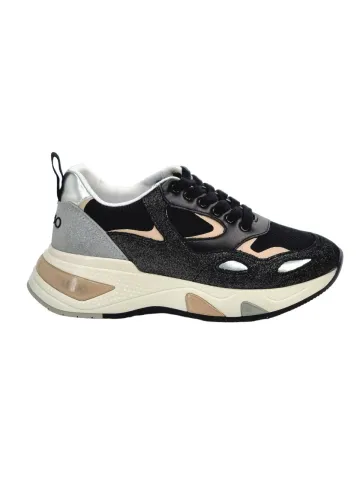 Кроссовки женские