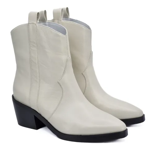 Казаки женские