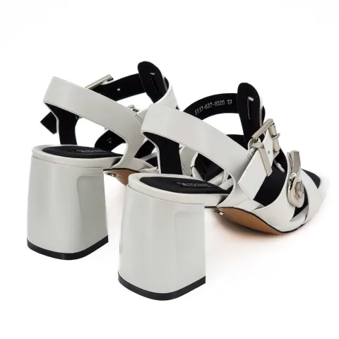 Босоножки женские