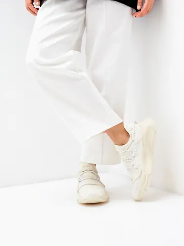 Кроссовки женские