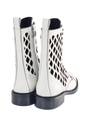 Ботинки женские