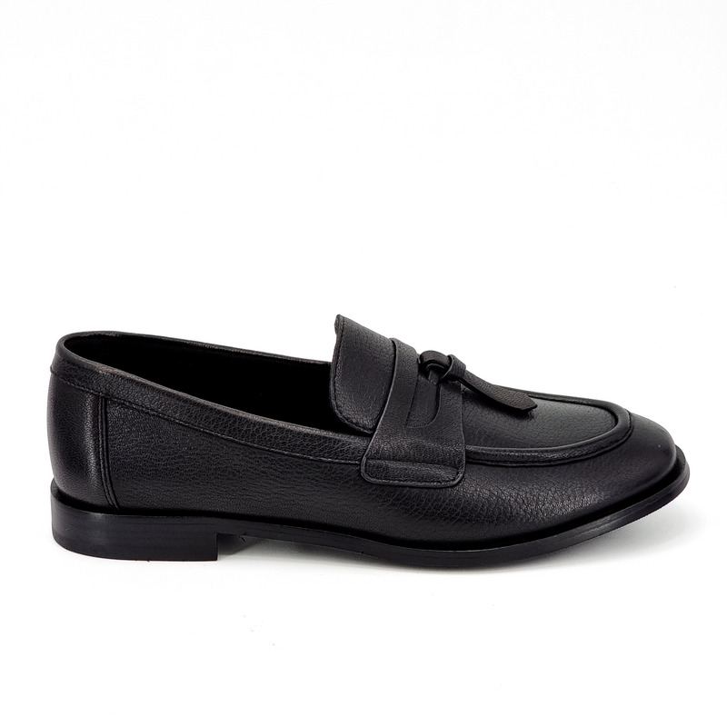 Лоферы женские