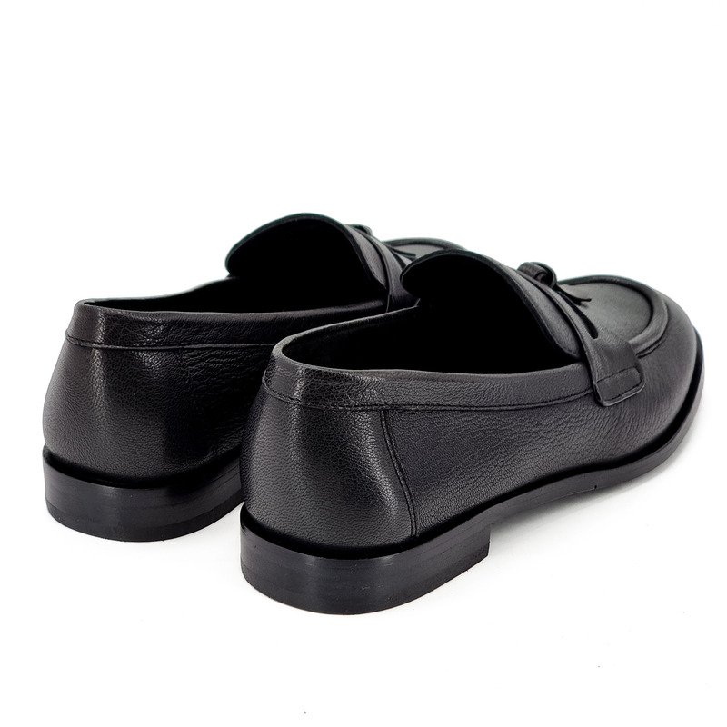 Лоферы женские