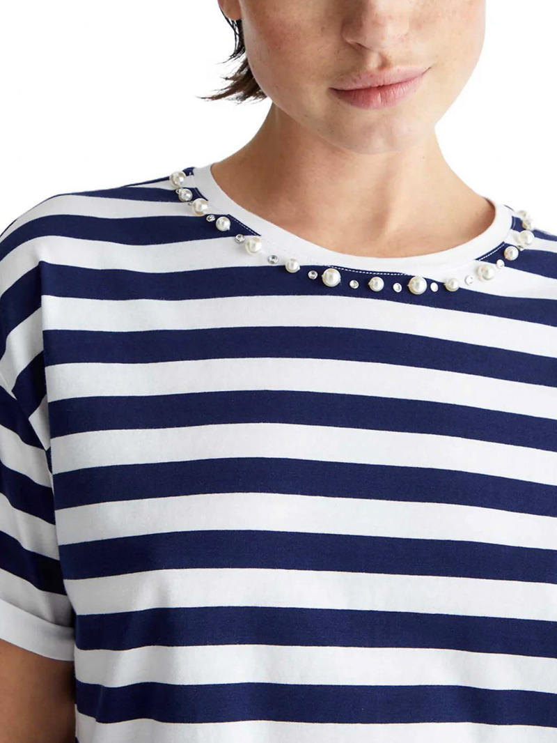 Футболка женская